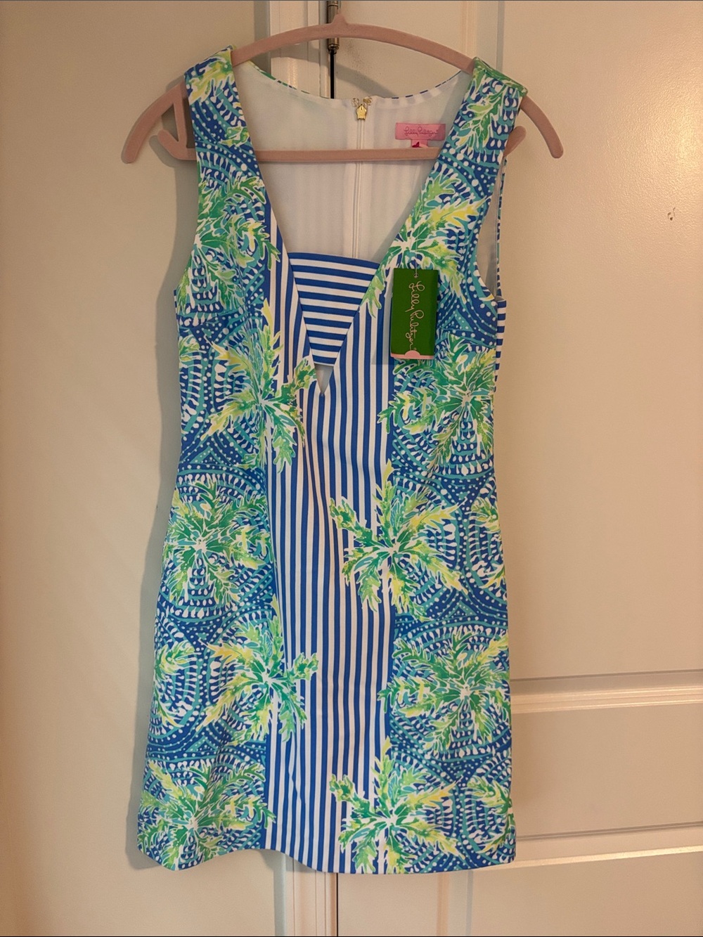 Women’s dress